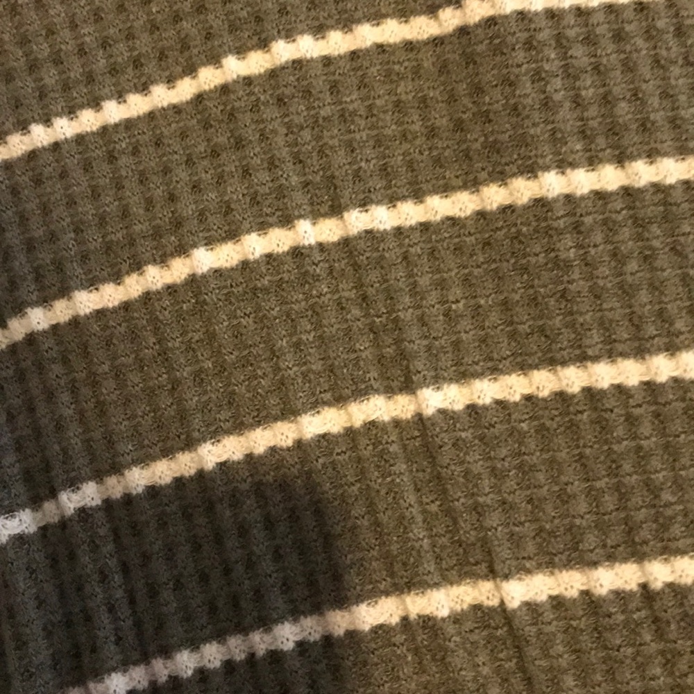 SHIRT - Picture 2 of 2